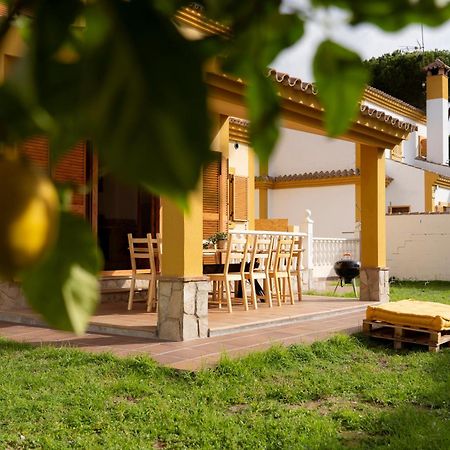 Namawa Surfhouse Hostel Chiclana de la Frontera Buitenkant foto