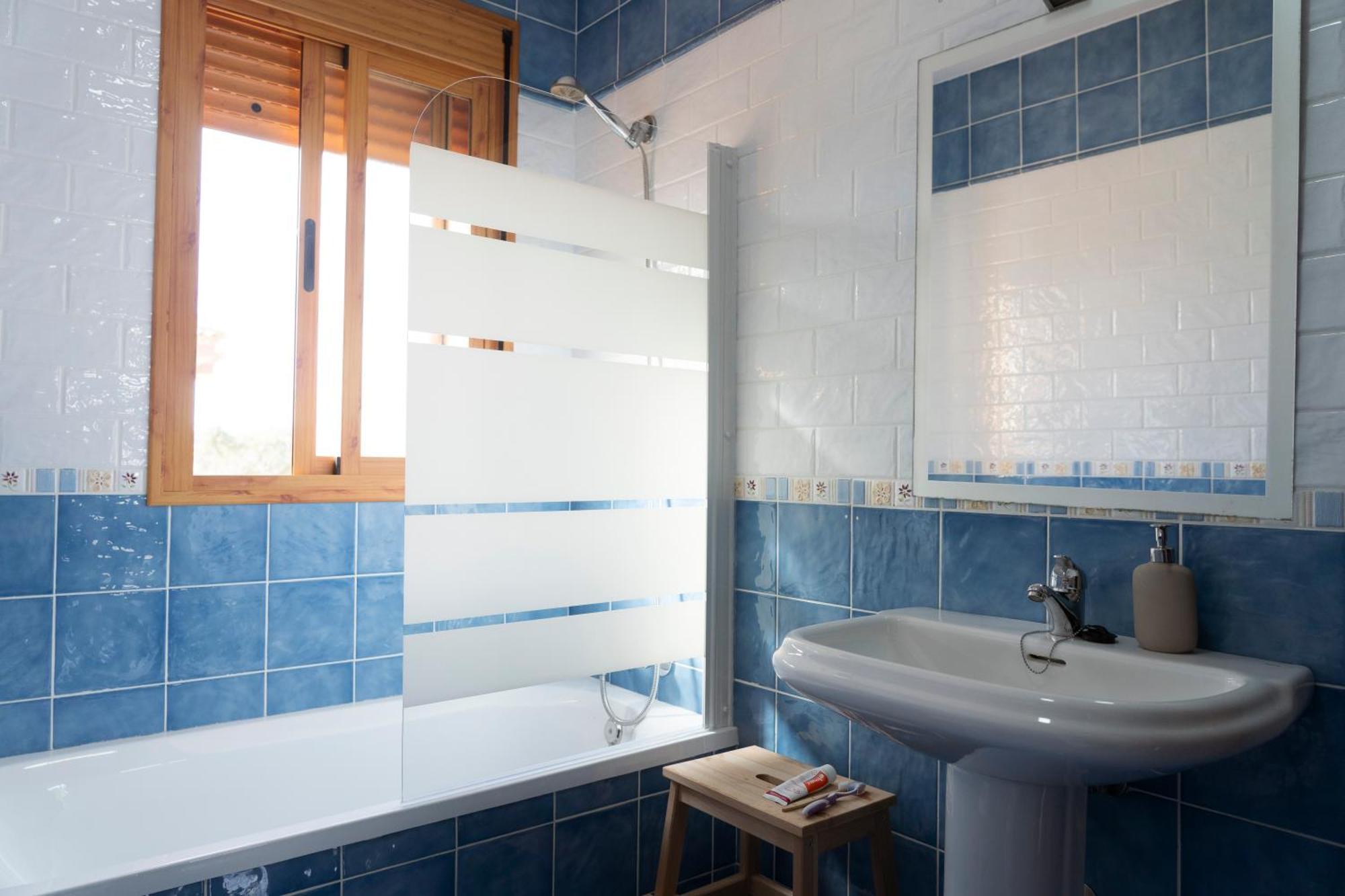 Namawa Surfhouse Hostel Chiclana de la Frontera Buitenkant foto