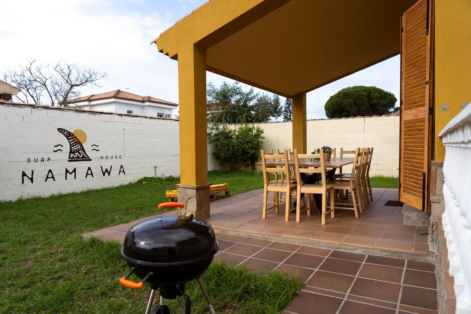 Namawa Surfhouse Hostel Chiclana de la Frontera Buitenkant foto