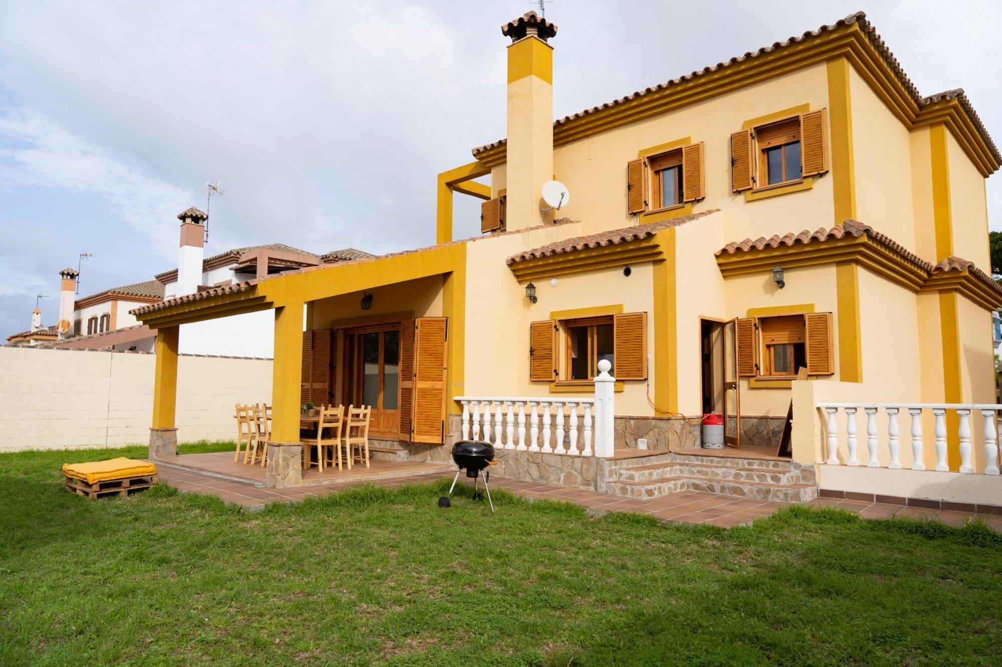 Namawa Surfhouse Hostel Chiclana de la Frontera Buitenkant foto